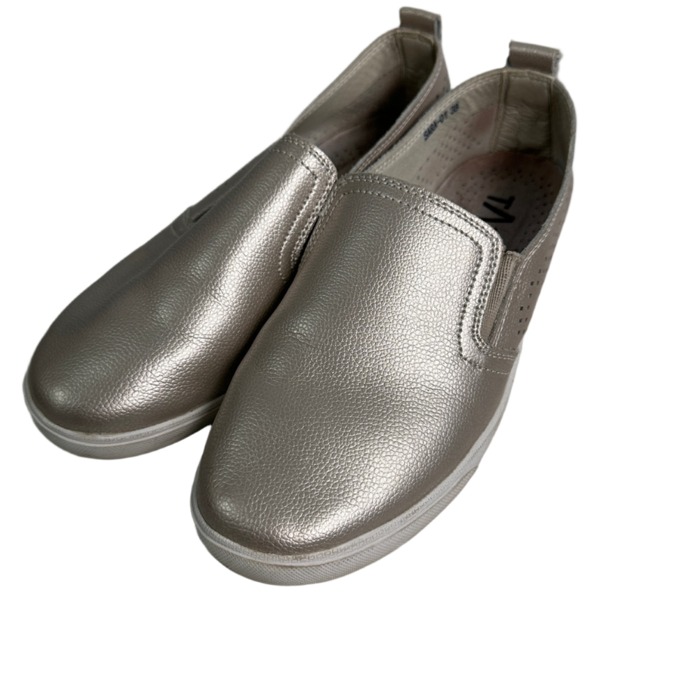 TAXI Sara‎ Champagne Gold Metallic Slip On Sneaker 8
